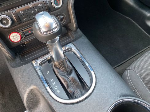 Used 2016 Ford Mustang Coupe image 19