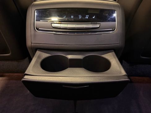 Used 2023 Cadillac Escalade Sport w/ Touring Package image 38