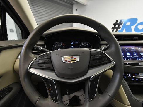 Used 2020 Cadillac XT5 Premium Luxury image 26