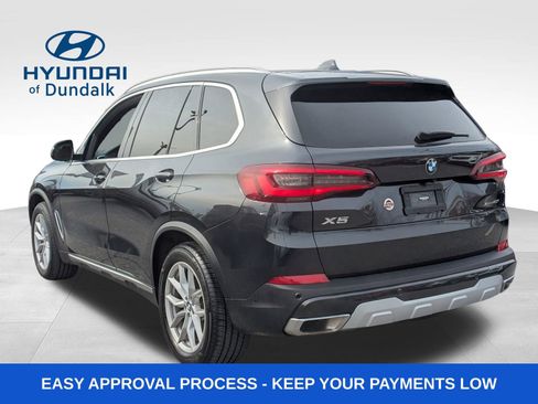 Used 2023 BMW X5 xDrive40i w/ Premium Package image 3