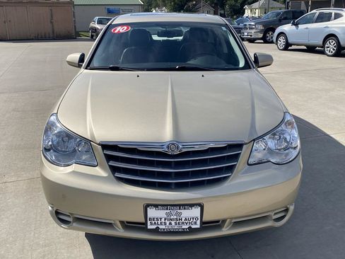 Used 2010 Chrysler Sebring Limited FWD image 3