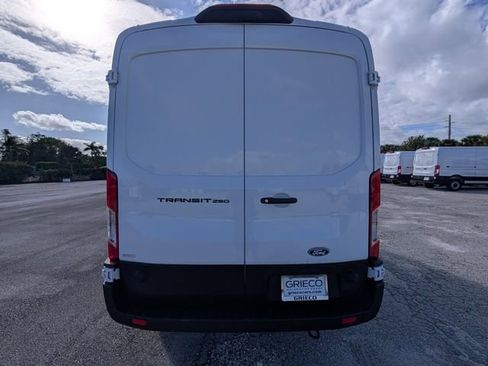 New 2026 Ford Transit 250 148 Medium Roof RWD image 9