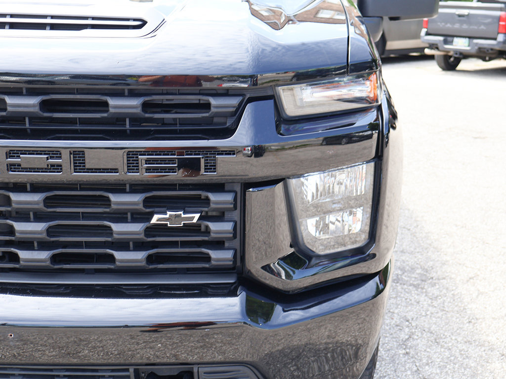 Used 2021 Chevrolet Silverado 2500 Custom w/ Custom Value Package AWD/4WD image 11