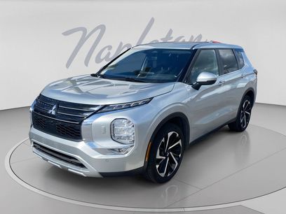 Used 2024 Mitsubishi Outlander SE