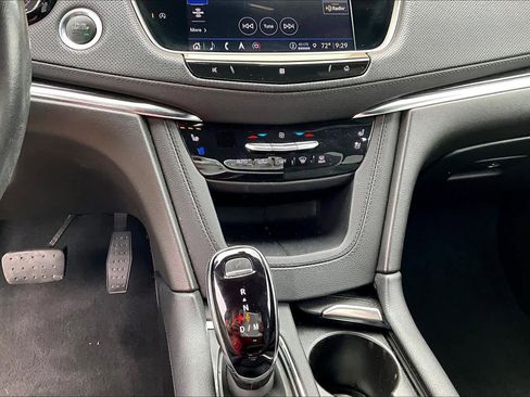 Used 2021 Cadillac XT5 Premium Luxury w/ LPO, Floor Liner Package image 33