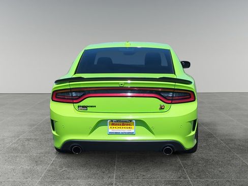 Used 2023 Dodge Charger Scat Pack w/ Dynamics Package image 4