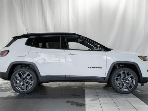 New 2026 Jeep Compass Limited image 3