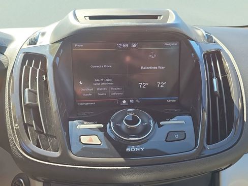 Used 2013 Ford C-MAX SEL image 26