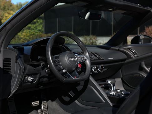 Used 2018 Audi R8 V10 plus image 9