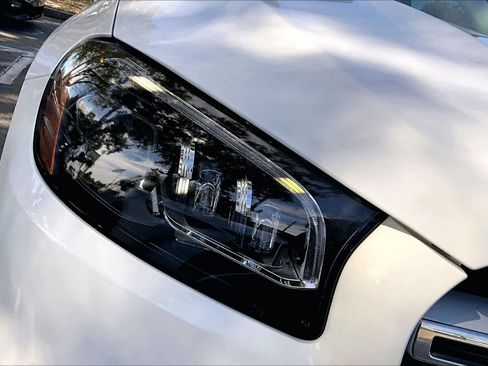 Used 2021 Mercedes-Benz GLS 450 4MATIC image 27