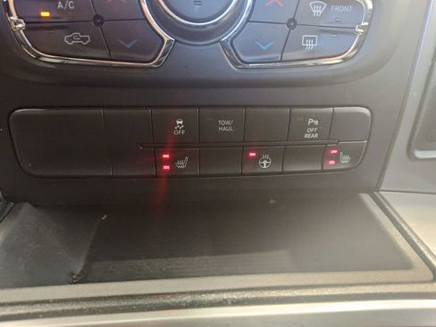 Used 2022 RAM 1500 Classic Warlock w/ Electronics Group AWD/4WD image 23