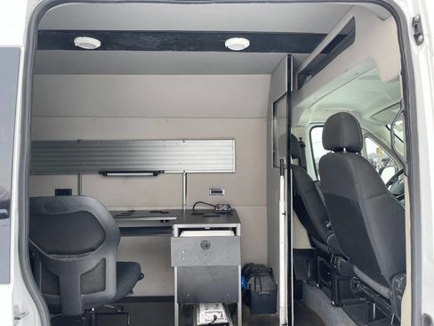 Used 2021 RAM ProMaster 1500 image 22