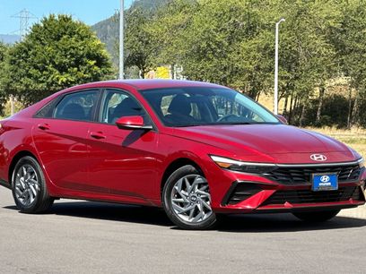 Used 2024 Hyundai Elantra SEL