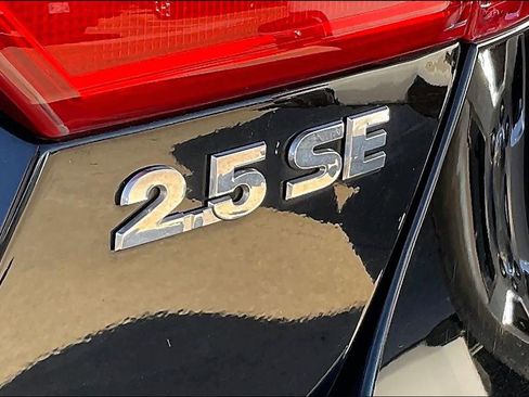 Used 2011 Volkswagen Jetta SE image 10