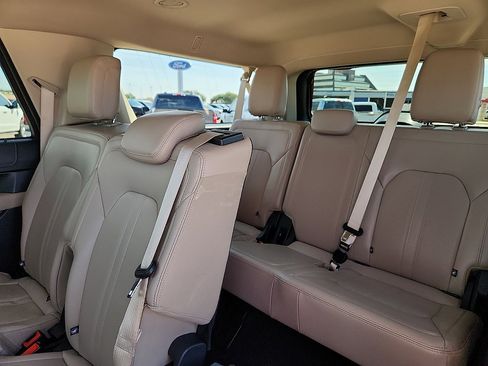 Used 2024 Ford Expedition Max Limited image 5
