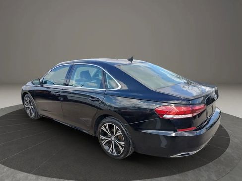 Used 2021 Volkswagen Passat 2.0T SE w/ Luggage Net & Mats Package image 4