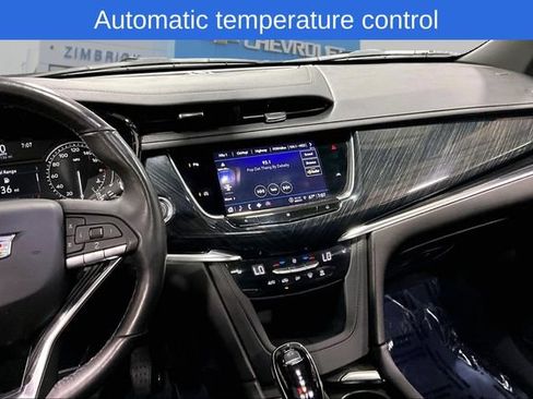 Used 2021 Cadillac XT6 Premium Luxury FWD image 12