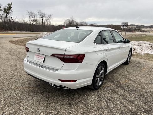 Used 2020 Volkswagen Jetta R-Line w/ R-Line Cold Weather Package image 5