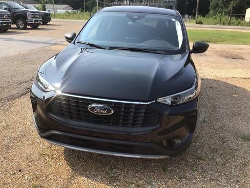 Used 2024 Ford Escape Active FWD image 5