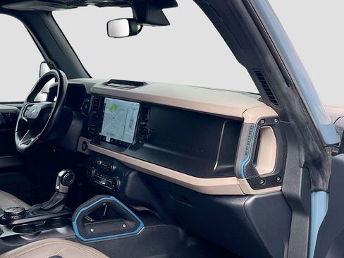 Used 2022 Ford Bronco Wildtrak image 28