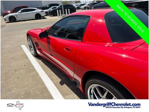 Used 2004 Chevrolet Corvette Z06 w/ Memory Package RWD image 7