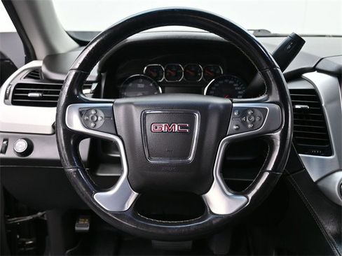 Used 2019 GMC Yukon XL SLE w/ Convenience Package image 17