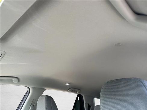 Used 2023 Honda Pilot LX image 22