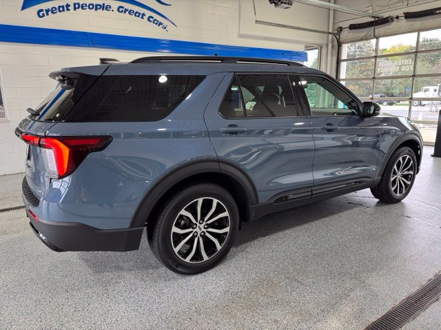 Used 2026 Ford Explorer ST-Line AWD/4WD image 10