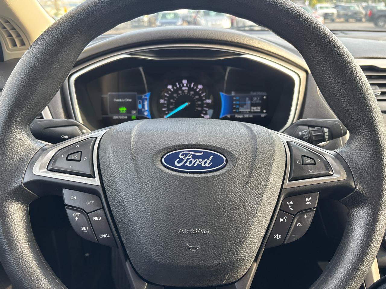 Used 2018 Ford Fusion S FWD image 13