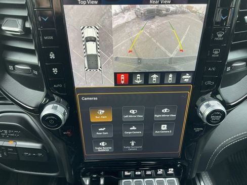 Used 2022 RAM 3500 Limited image 23