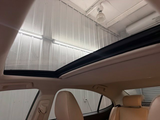 Used 2018 Lexus ES 350 w/ Luxury Package w/Wood Trim FWD image 36