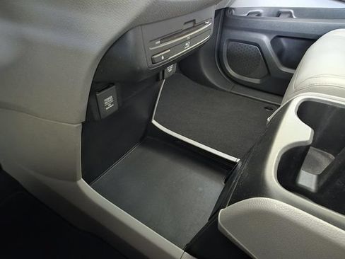 Used 2020 Honda Odyssey Touring image 30