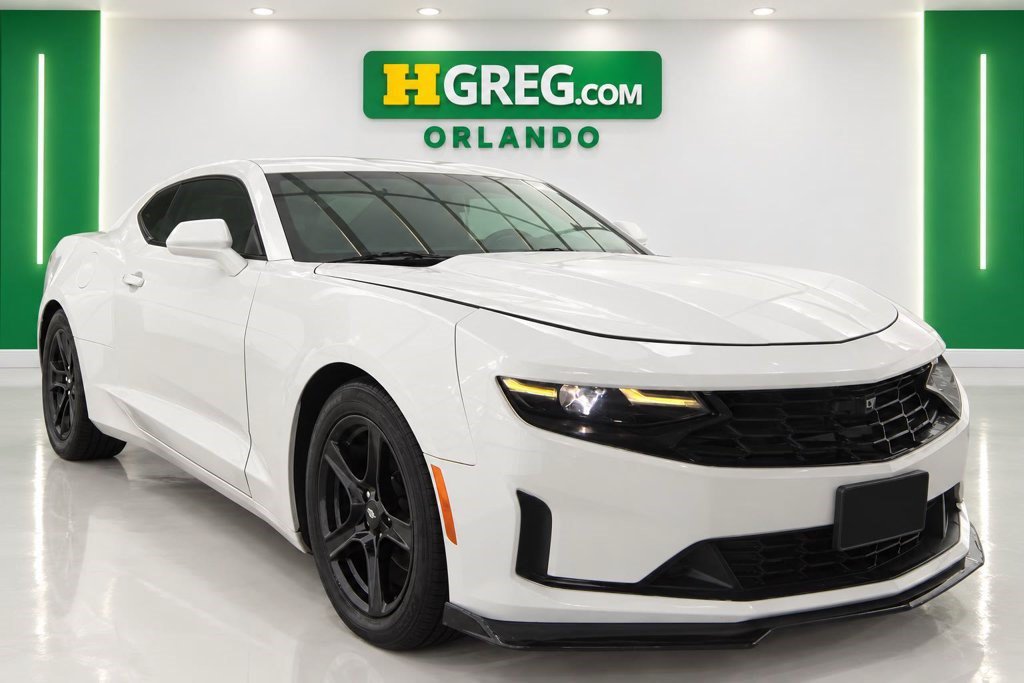 Used 2019 Chevrolet Camaro LT RWD image 4