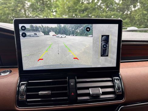 Used 2023 Lincoln Navigator Reserve AWD/4WD image 20