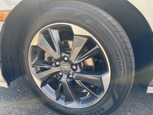 Used 2022 Honda Odyssey Elite image 32