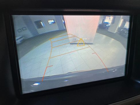 Used 2019 GMC Yukon Denali image 40