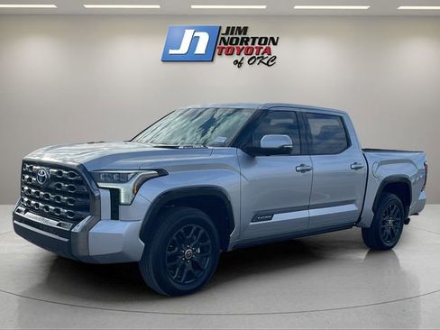 Used 2023 Toyota Tundra Platinum image 1