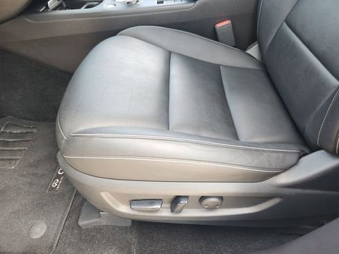 Used 2019 INFINITI QX50 Luxe FWD image 24