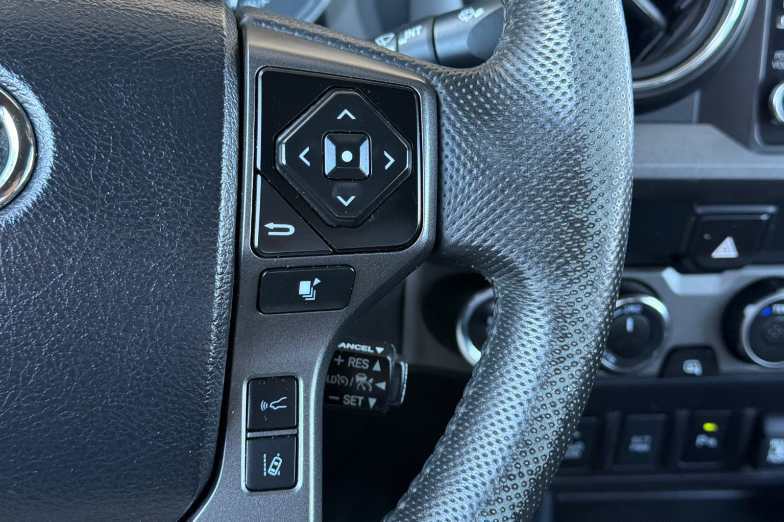 Used 2023 Toyota Tacoma TRD Sport w/ Advanced Technology Package AWD/4WD image 30