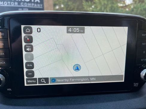 Used 2020 Hyundai Santa Fe Limited image 11