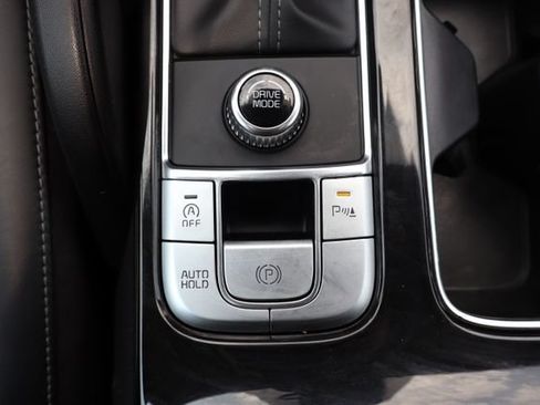Used 2025 Kia Telluride S FWD image 11