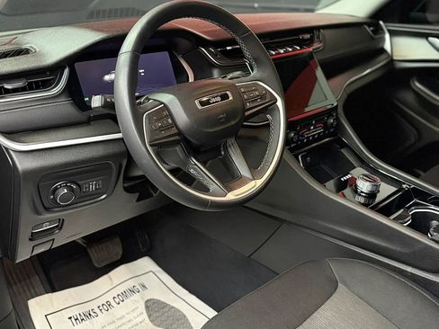 Used 2023 Jeep Grand Cherokee L Laredo w/ Luxury Tech Group I image 11