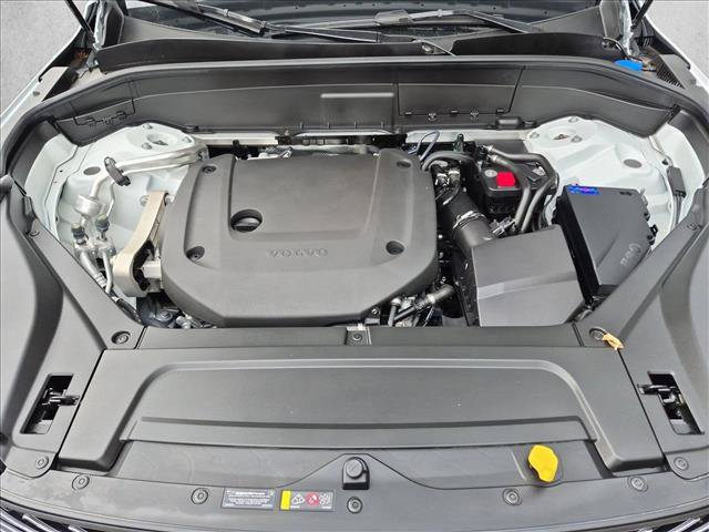 Certified 2026 Volvo XC90 B6 Plus w/ Protection Package Premier AWD/4WD image 25