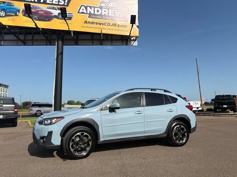 Used 2021 Subaru Crosstrek 2.0i Premium w/ Moonroof Package AWD/4WD image 2