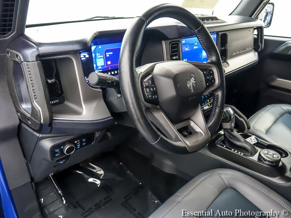 Used 2023 Ford Bronco Outer Banks AWD/4WD image 9