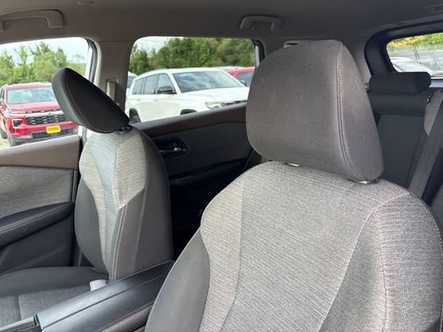 Used 2022 Nissan Rogue SV AWD/4WD image 9