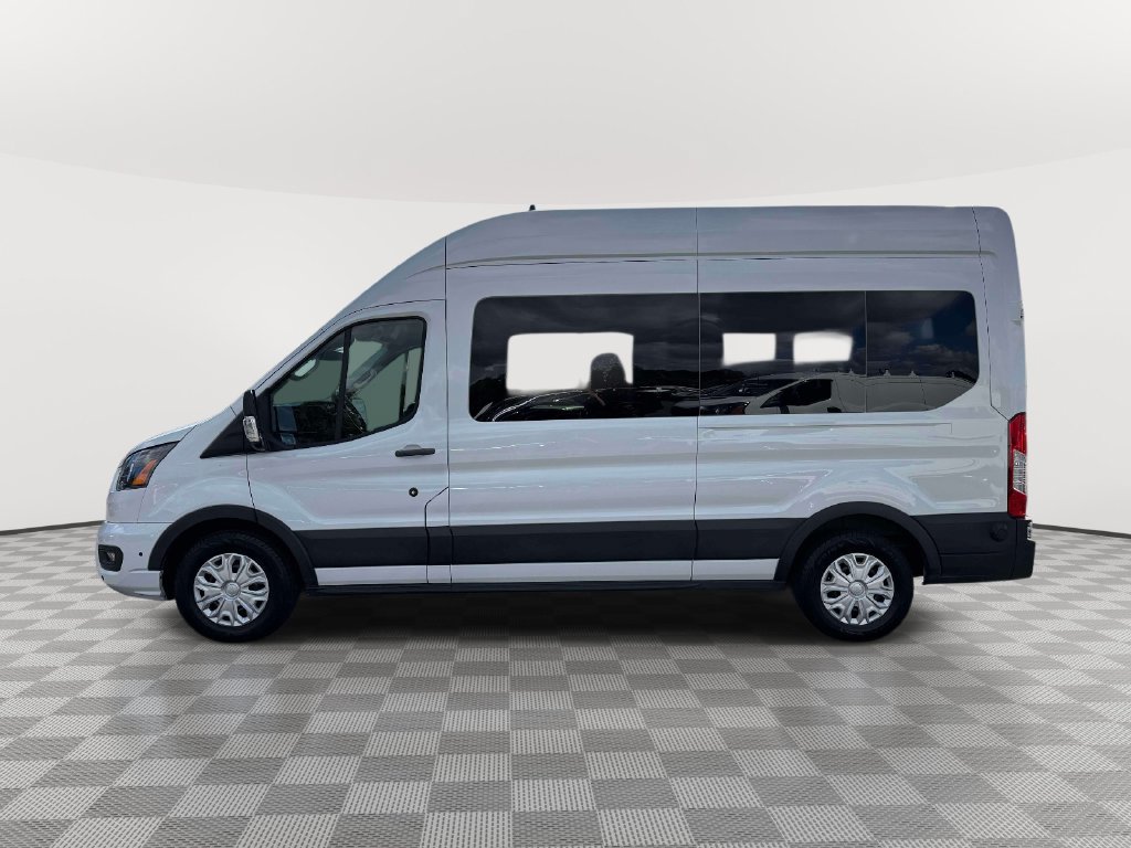 Used 2024 Ford Transit 350 XLT RWD image 4