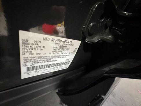 Used 2022 Ford Explorer ST w/ Equipment Group 401A image 27