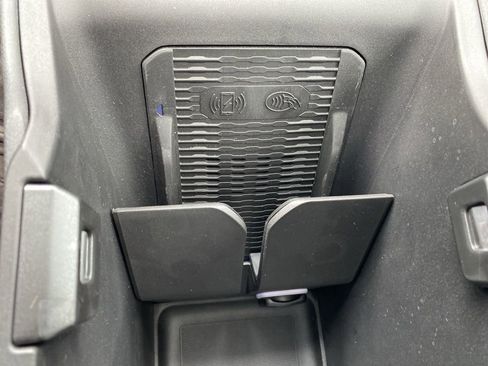 New 2026 Jeep Cherokee Limited image 35