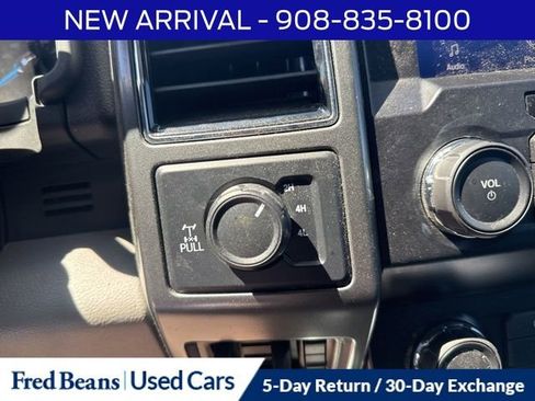 Used 2022 Ford F350 XLT w/ Black Appearance Package image 13